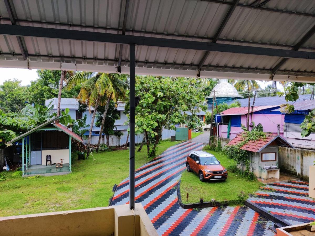 Wind &Waves Apartment Kollam Exterior photo